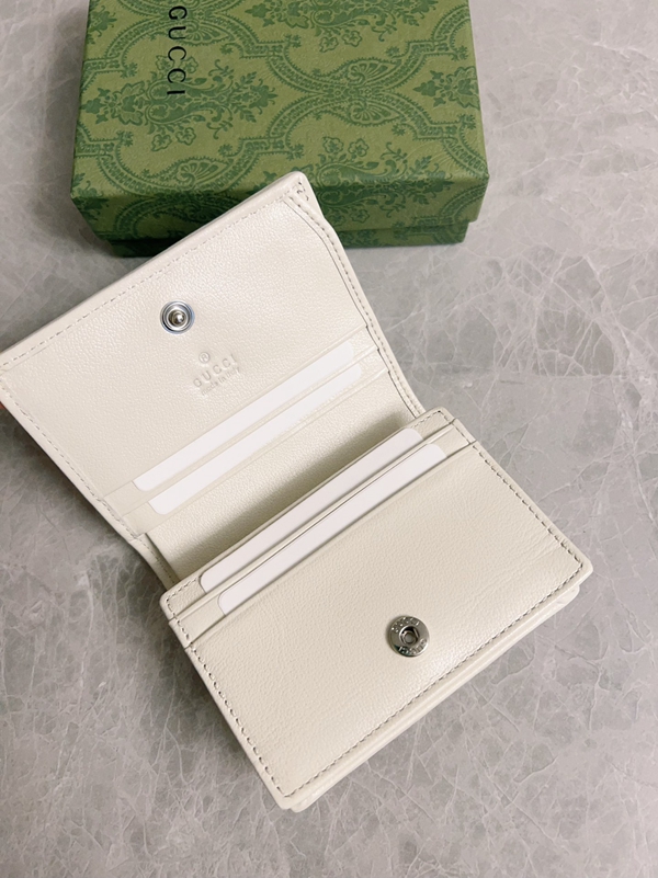 グッチ財布 レプリカ内部構造